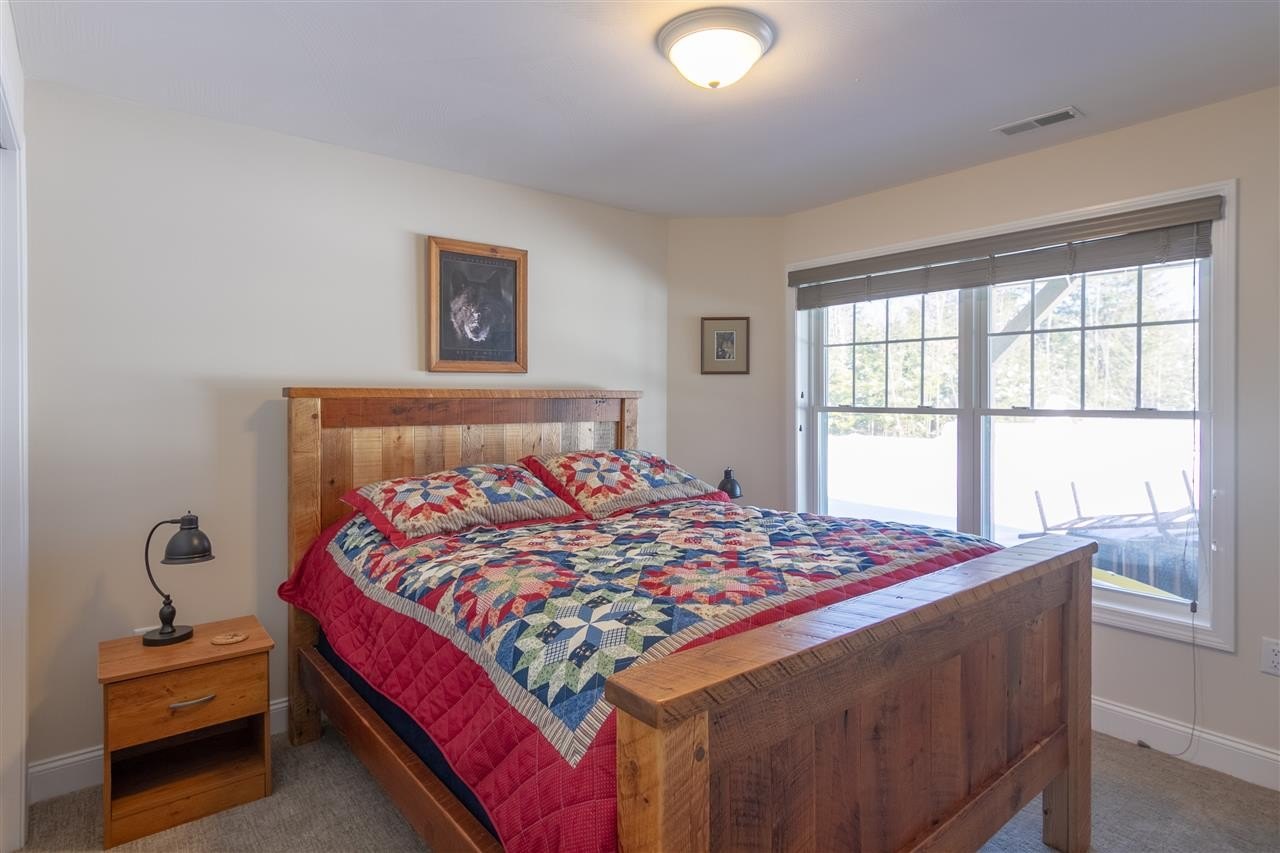 Lincoln, New Hampshire, 03251, United States, 5 Bedrooms Bedrooms, ,5 BathroomsBathrooms,Residential,For Sale,1978136