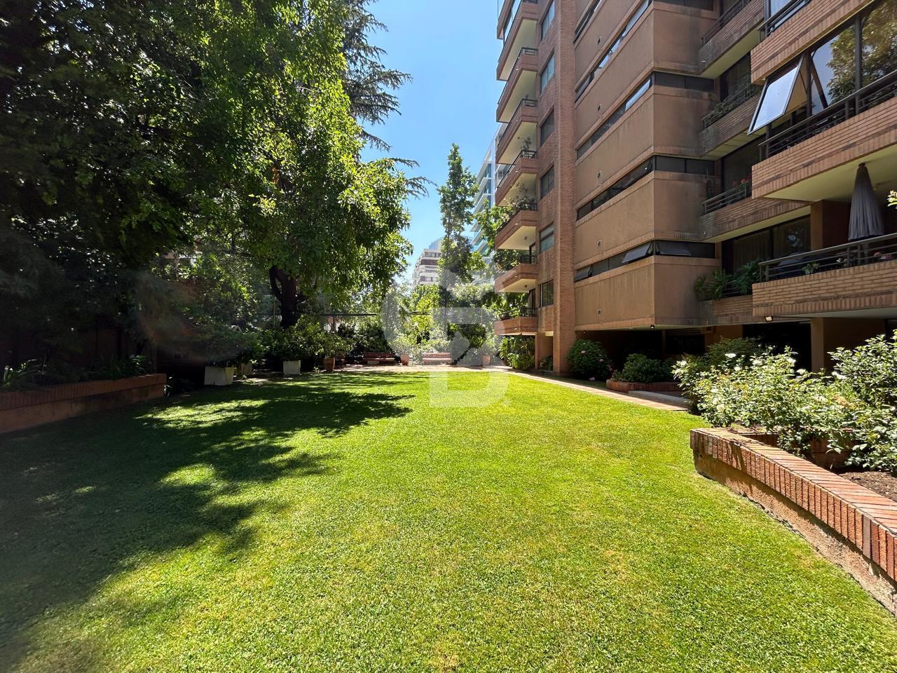 Las Condes, Chile, 3 Bedrooms Bedrooms, ,3 BathroomsBathrooms,Residential,For Sale,2003442