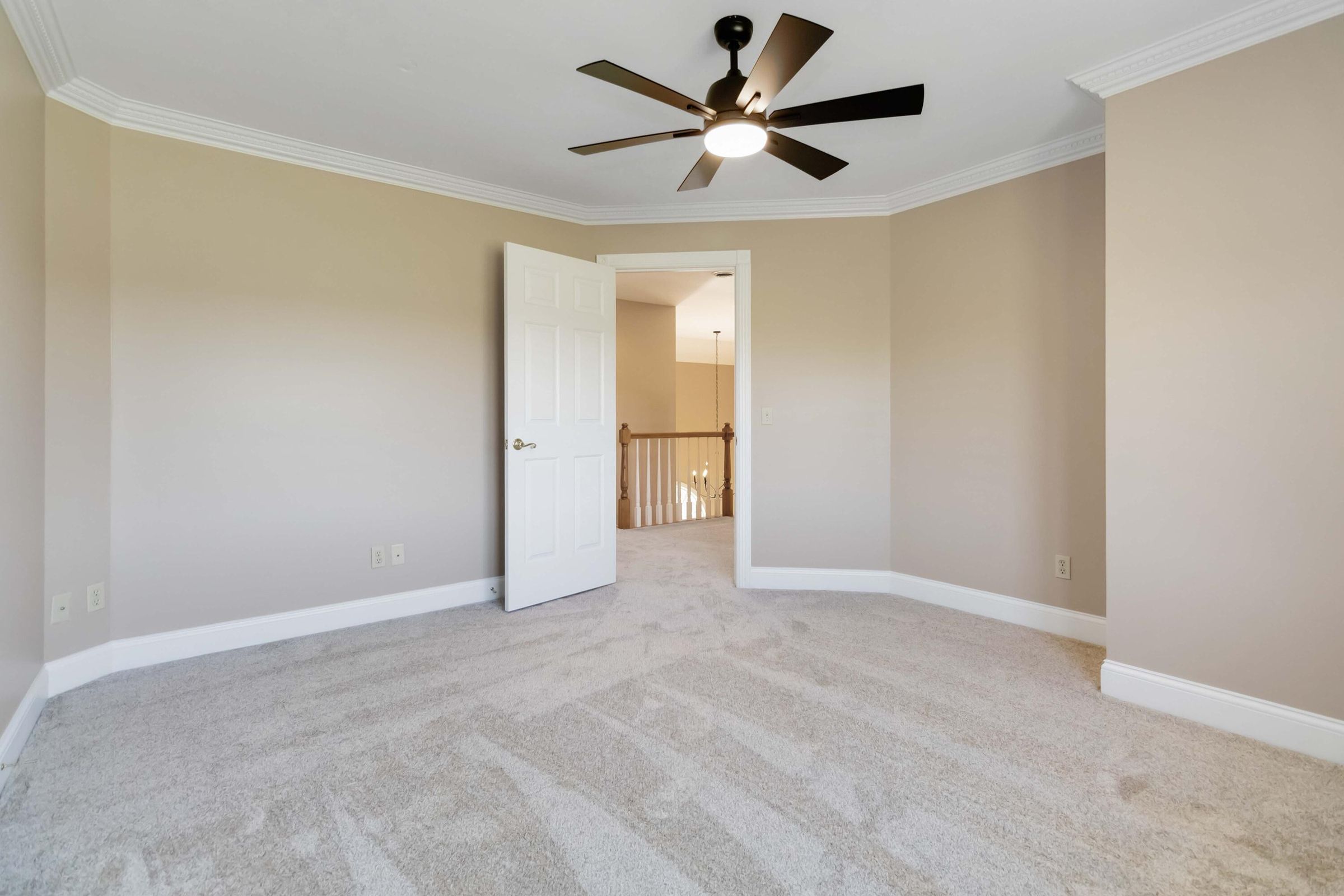 London, Kentucky, 40744, United States, 5 Bedrooms Bedrooms, ,4 BathroomsBathrooms,Residential,For Sale,2006451