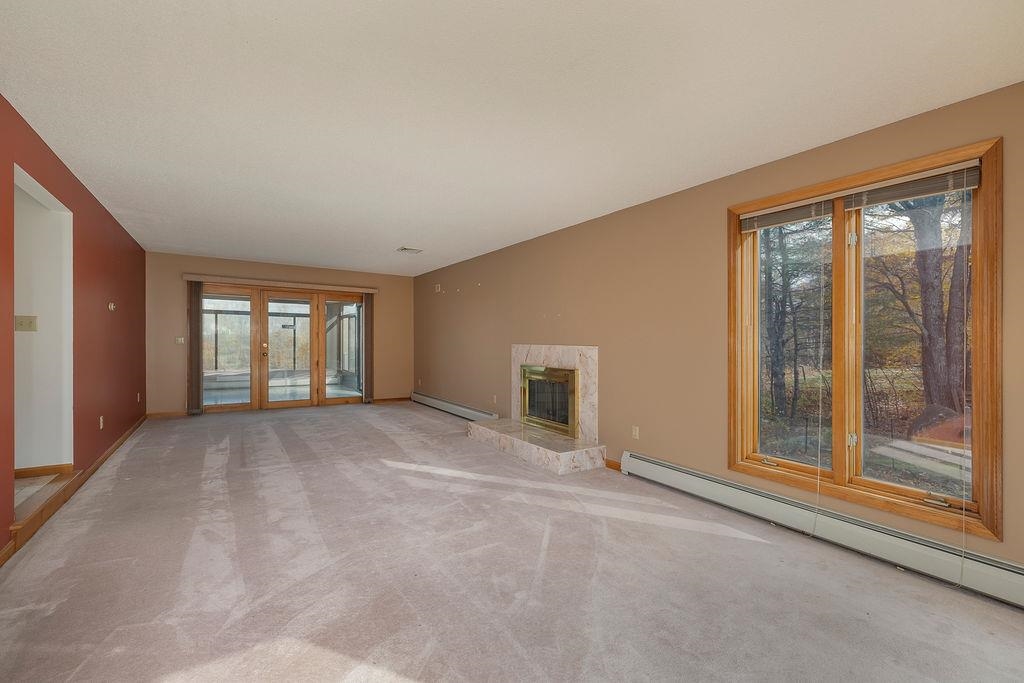 Bow, New Hampshire, 03304, United States, 4 Bedrooms Bedrooms, ,6 BathroomsBathrooms,Residential,For Sale,1989692