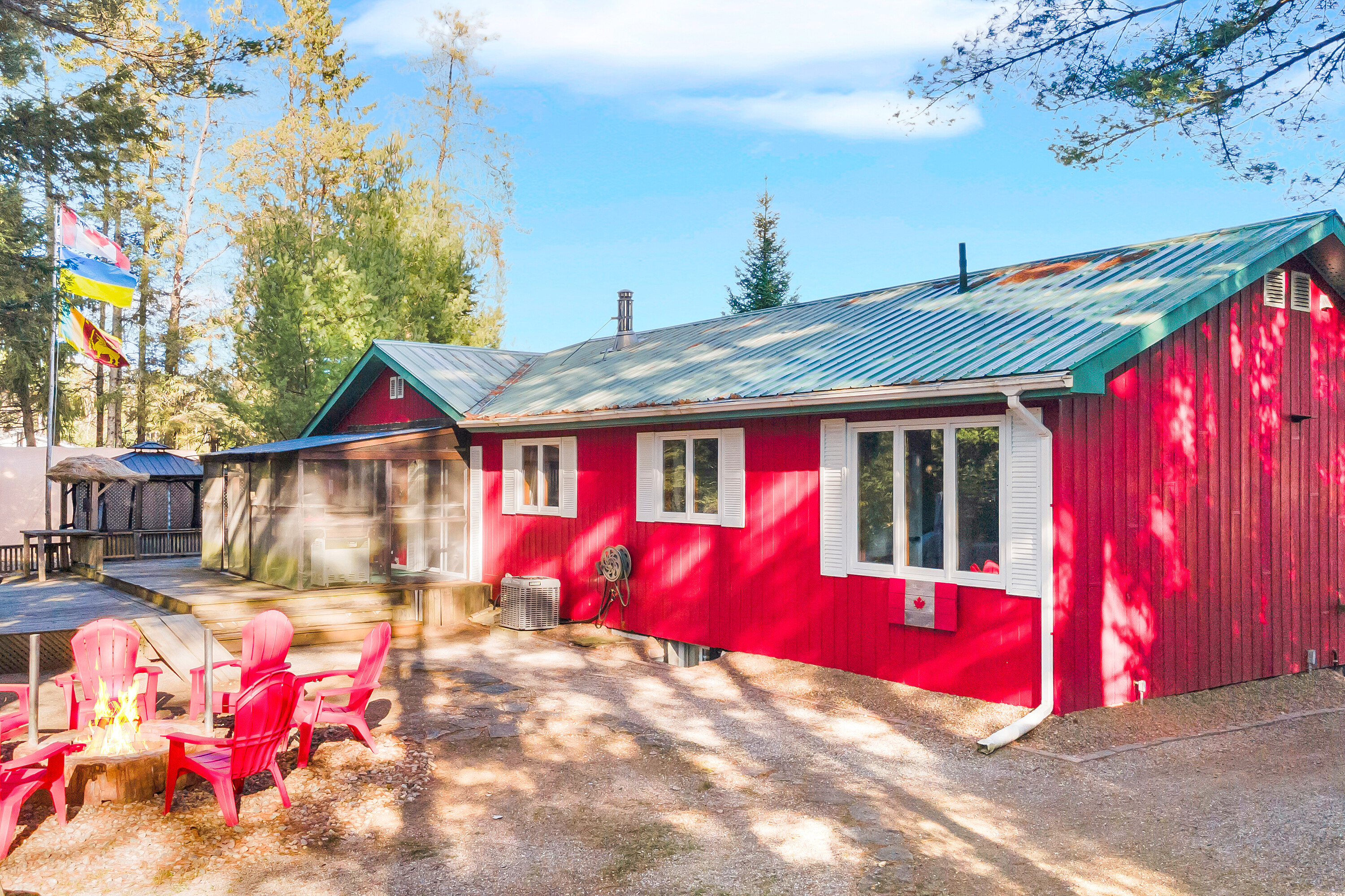  Burnt River Retreat - 物件實景