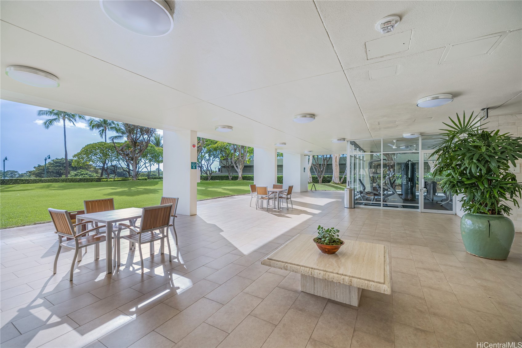 Honolulu, Hawaii, 96814, United States, 2 Bedrooms Bedrooms, ,2 BathroomsBathrooms,Residential,For Sale,1991351