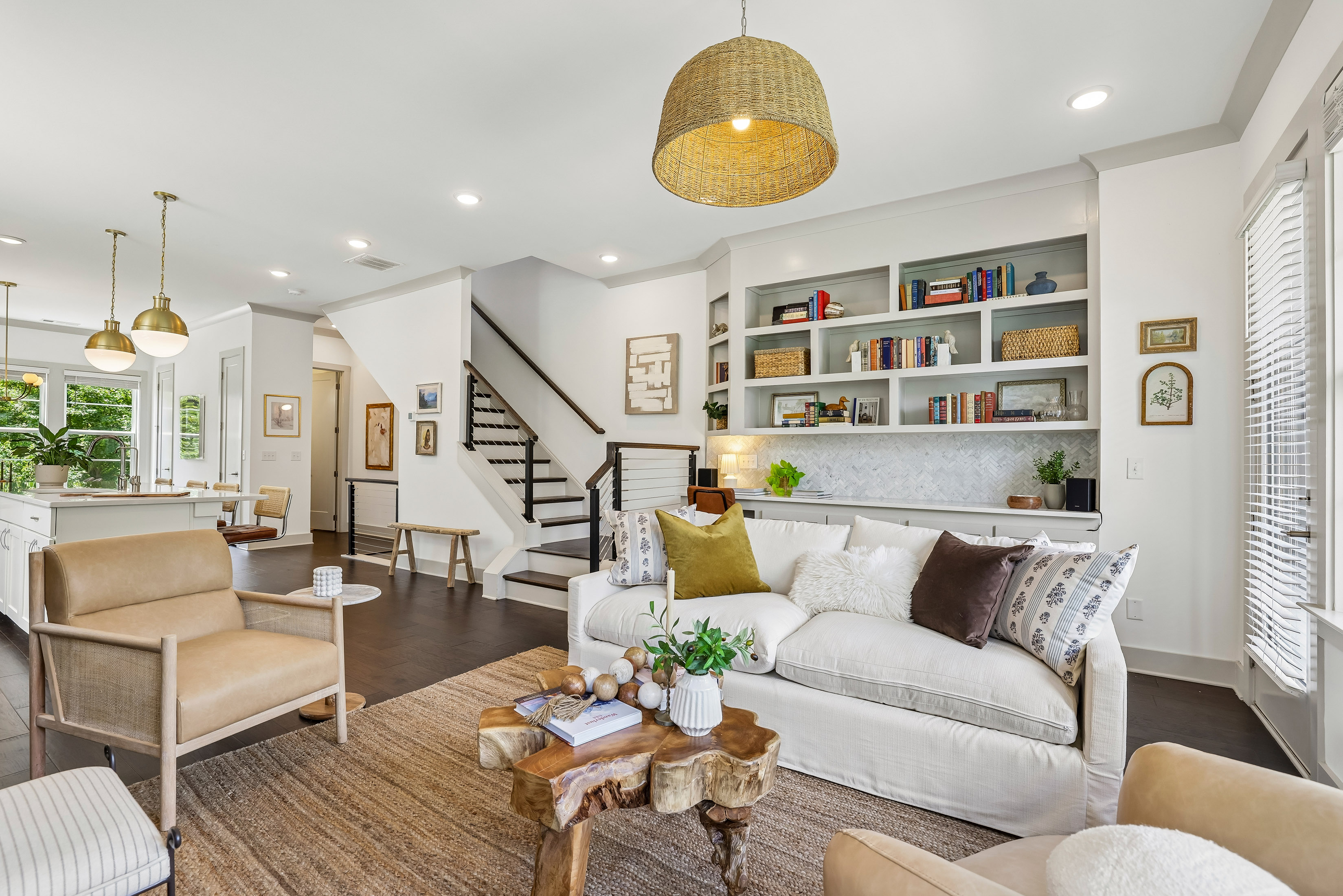  Sunlit Corner Unit Townhome with a Private Rooftop Terrace - 物件實景