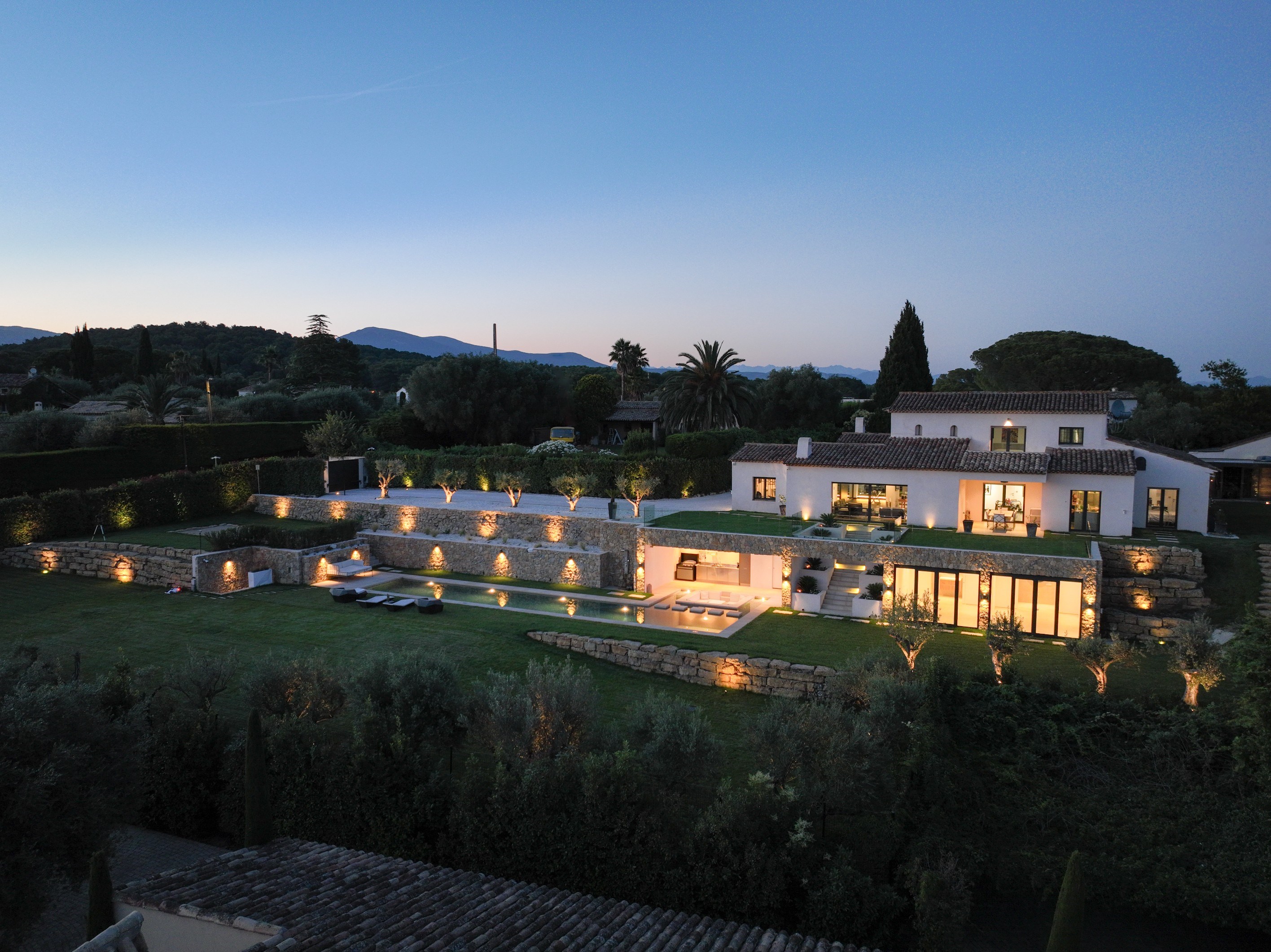  Prestigious villa in Mougins with pool and sea view, French Riviera - 物件實景
