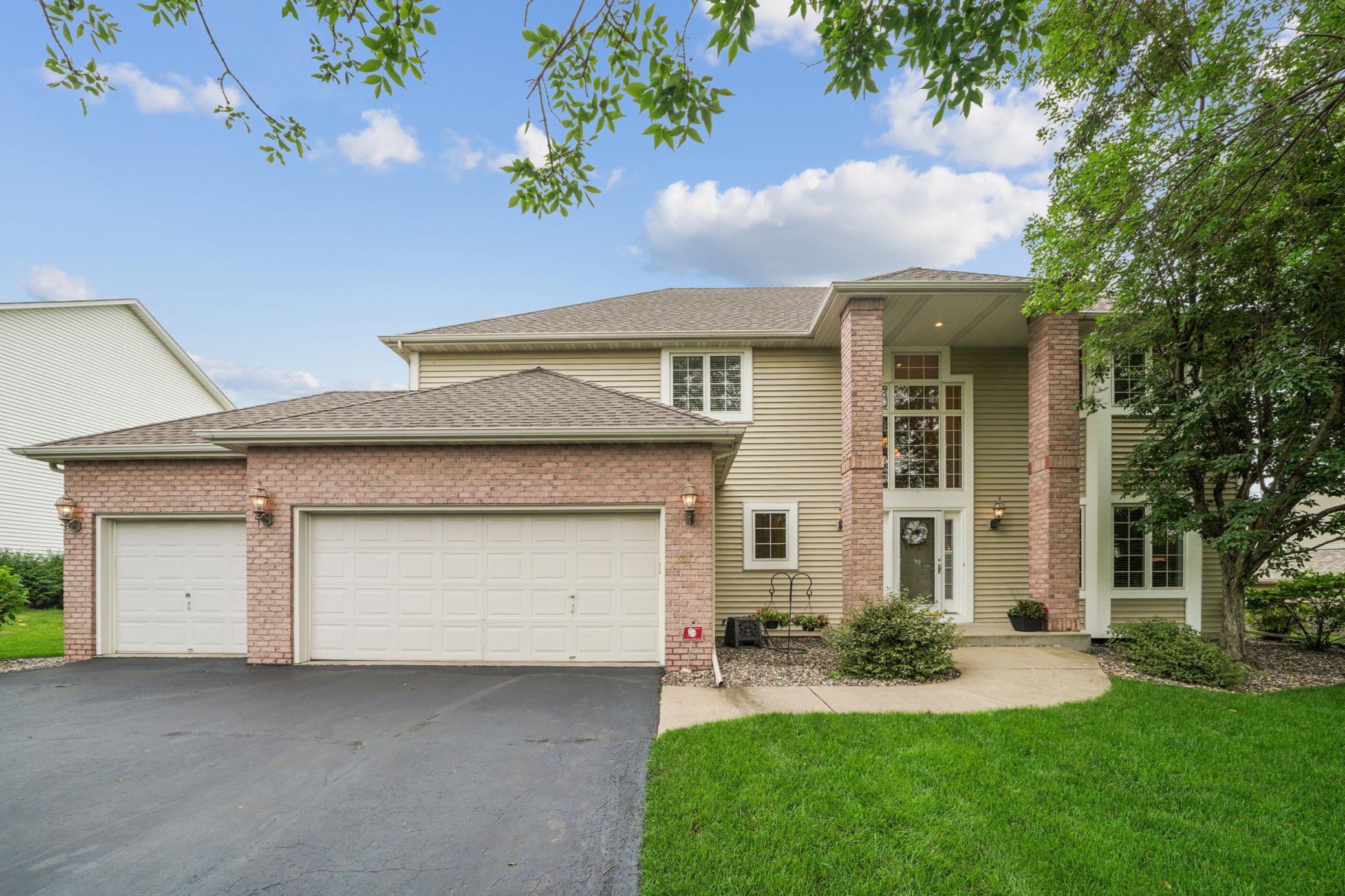 Eden Prairie, Minnesota, 55347, United States, 5 Bedrooms Bedrooms, ,5 BathroomsBathrooms,Residential,For Sale,1877430