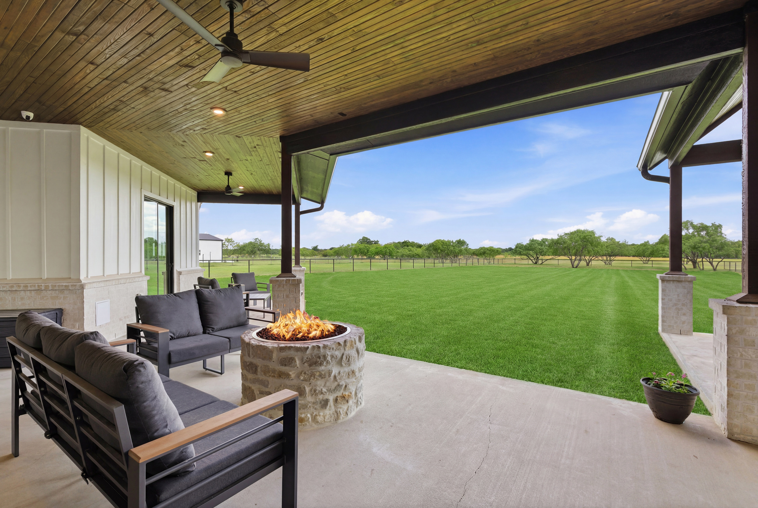  519 Reason Jones Road, Valley View, TX, 76272 - 物件實景