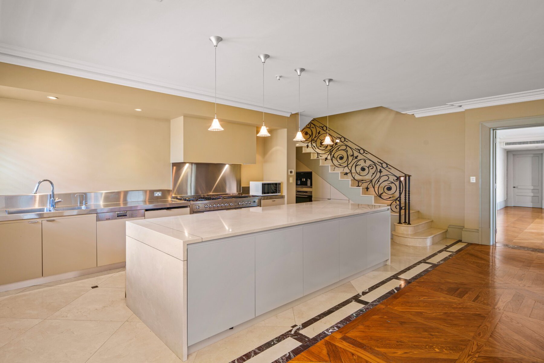  2/6 Wentworth Street - 物件實景