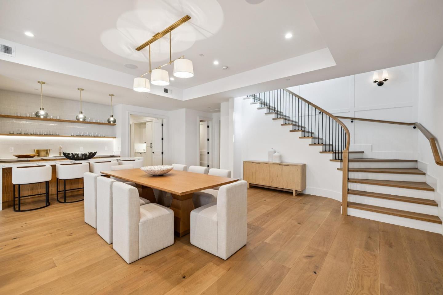 Atherton, California, 94027, United States, 8 Bedrooms Bedrooms, ,11 BathroomsBathrooms,Residential,For Sale,1942052