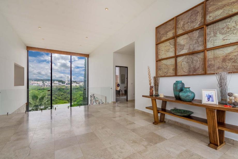 Querétaro, Querétaro, 76230, Mexico, 3 Bedrooms Bedrooms, ,4 BathroomsBathrooms,Residential,For Sale,1940235