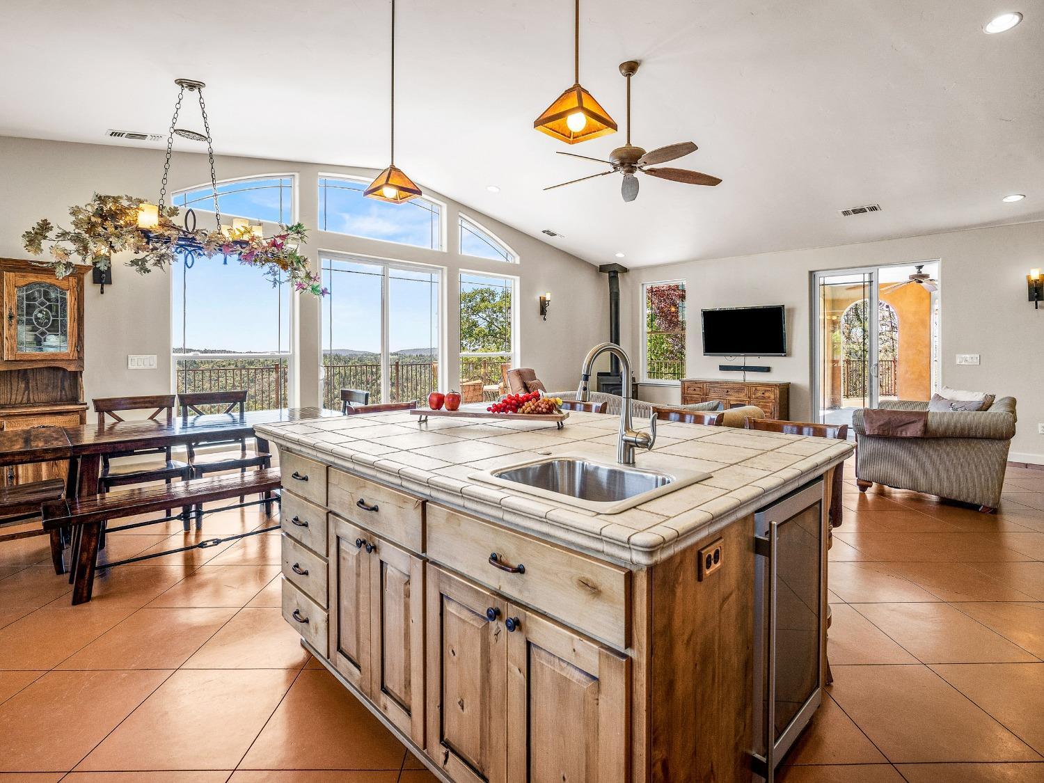 Placerville, California, 95667, United States, 3 Bedrooms Bedrooms, ,3 BathroomsBathrooms,Residential,For Sale,1979822