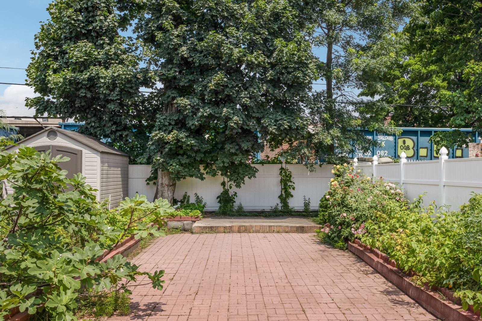 Glendale, New York, 11385, United States, 2 Bedrooms Bedrooms, ,1 BathroomBathrooms,Residential,For Sale,1903422