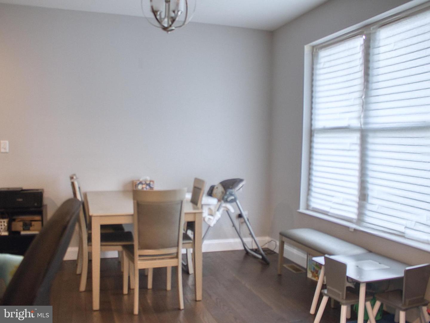 Baltimore, Maryland, 21215, United States, 4 Bedrooms Bedrooms, ,4 BathroomsBathrooms,Residential,For Sale,1917933