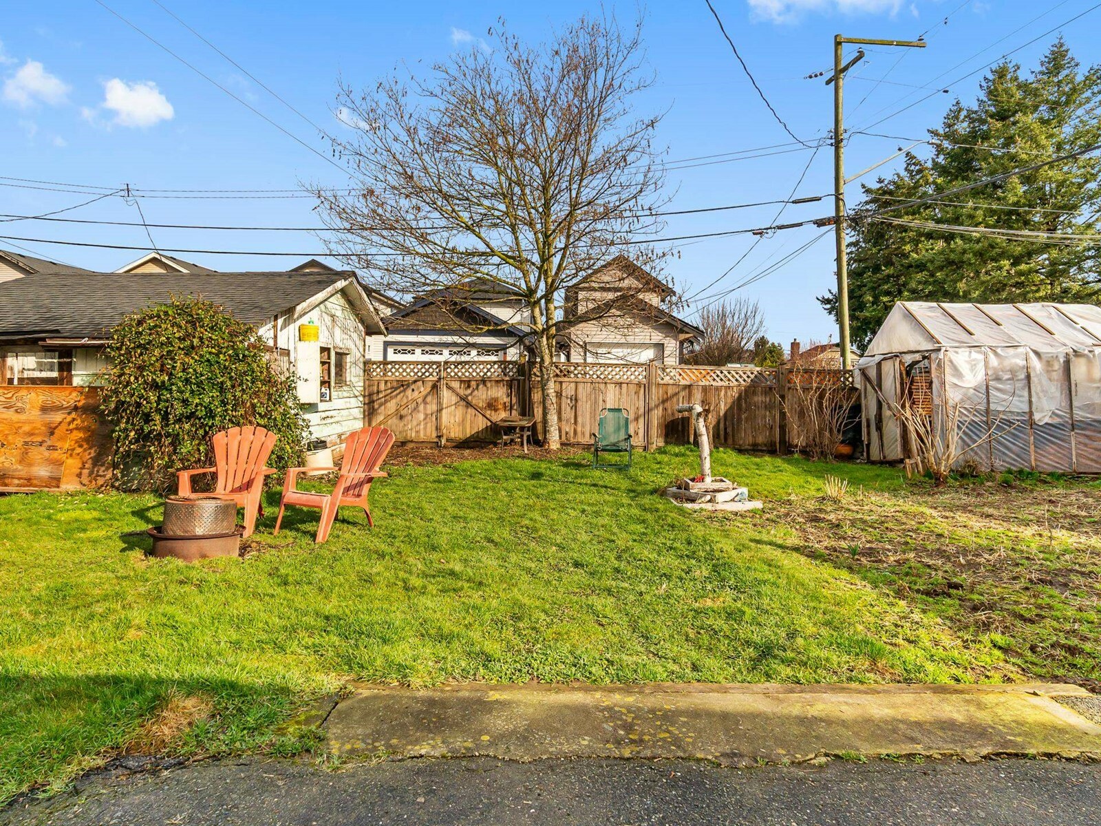 ABBOTSFORD, British Columbia, V2S 8C1, CA, 2 Bedrooms Bedrooms, ,1 BathroomBathrooms,Residential,For Sale,1837124