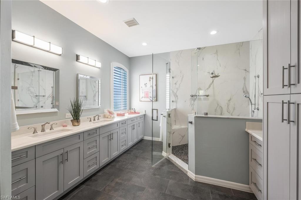 Naples, Florida, 34104, United States, 2 Bedrooms Bedrooms, ,2 BathroomsBathrooms,Residential,For Sale,1743040