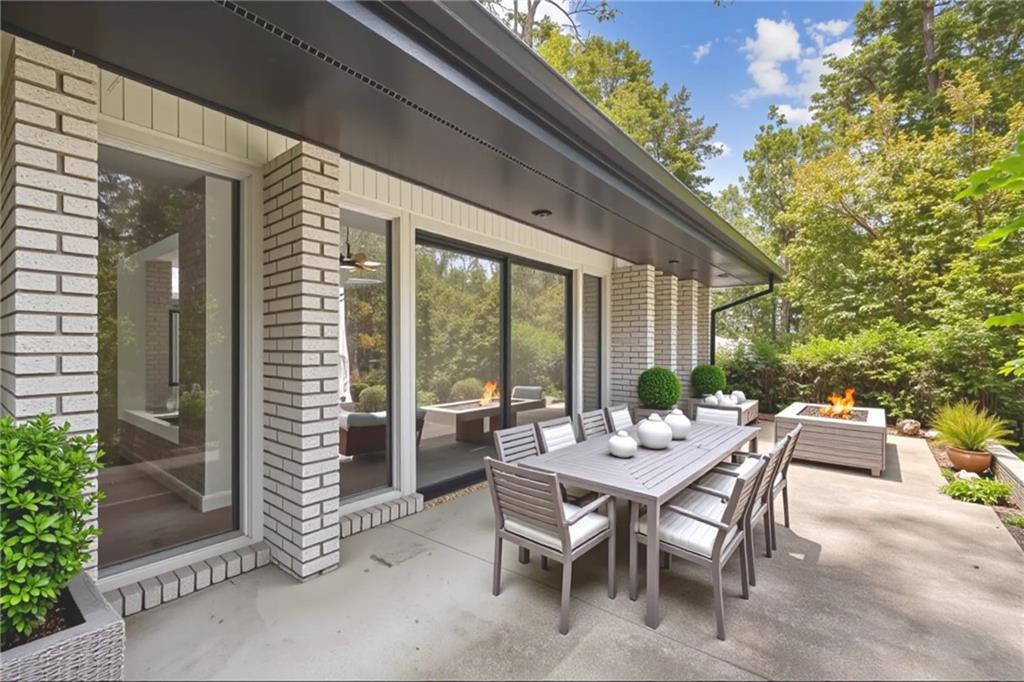 Atlanta, Georgia, 30345, United States, 3 Bedrooms Bedrooms, ,2 BathroomsBathrooms,Residential,For Sale,1942165