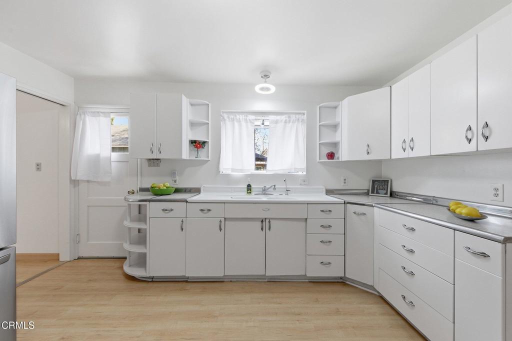 Santa Paula, California, 93060, United States, 3 Bedrooms Bedrooms, ,1 BathroomBathrooms,Residential,For Sale,2043015