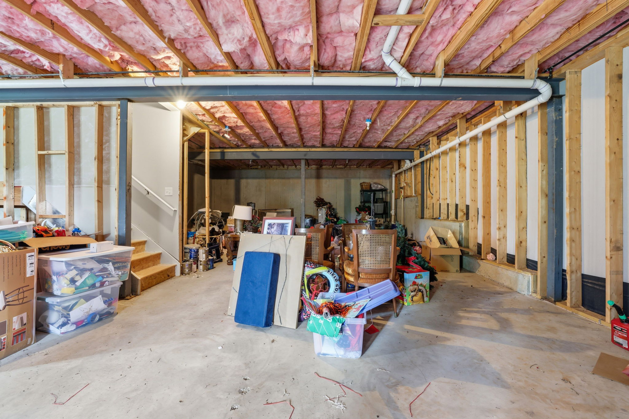  Beautifully Maintained Home in One of Cumming
