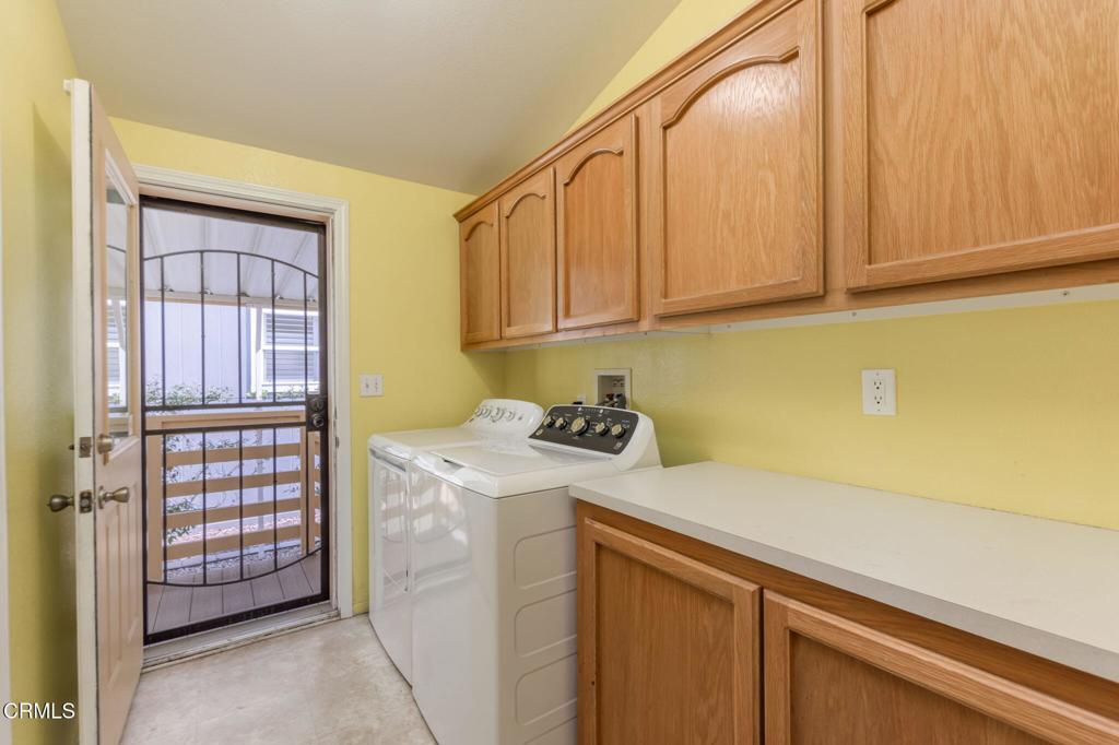 Ventura, California, 93001, United States, 3 Bedrooms Bedrooms, ,1 BathroomBathrooms,Residential,For Sale,1974198