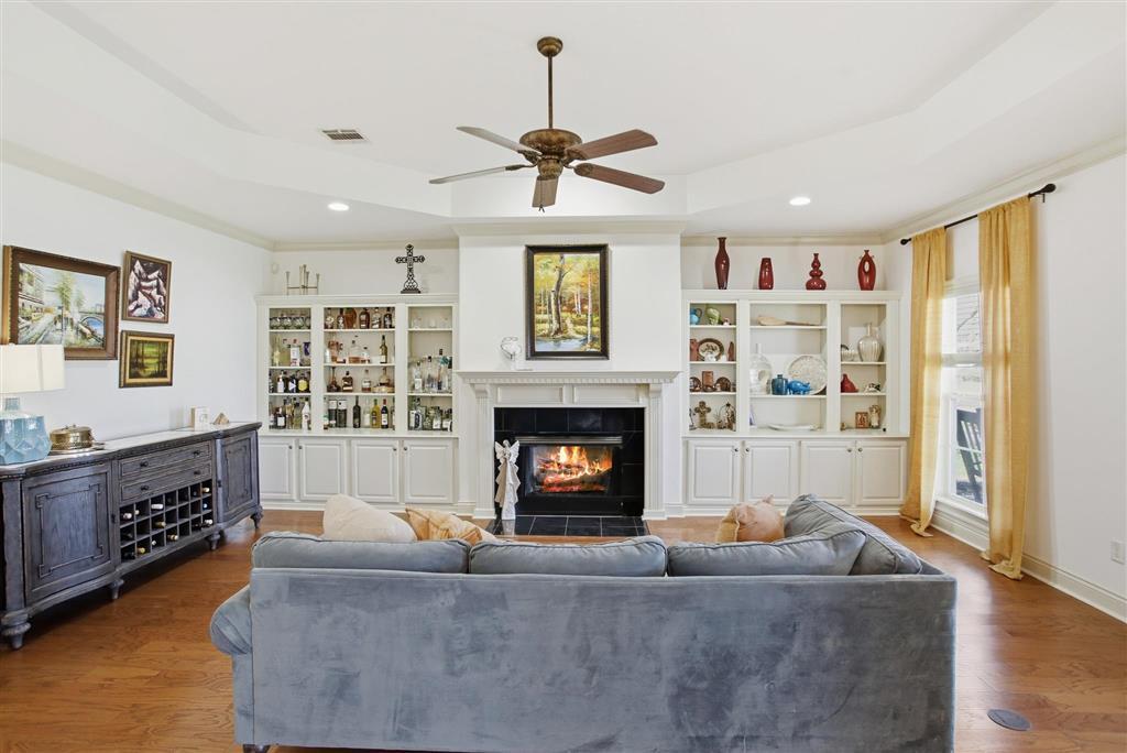 Lake Charles, Louisiana, 70605, United States, 4 Bedrooms Bedrooms, ,4 BathroomsBathrooms,Residential,For Sale,2022489