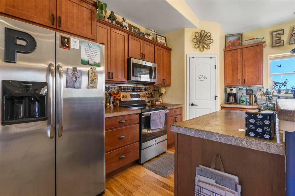 Durango, Colorado, 81303, United States, 3 Bedrooms Bedrooms, ,2 BathroomsBathrooms,Residential,For Sale,1991170