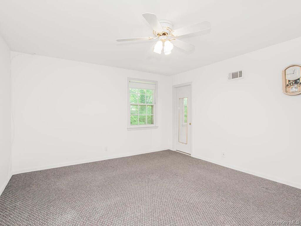 New Rochelle, New York, 10804, United States, 3 Bedrooms Bedrooms, ,2 BathroomsBathrooms,Residential,For Sale,1943386