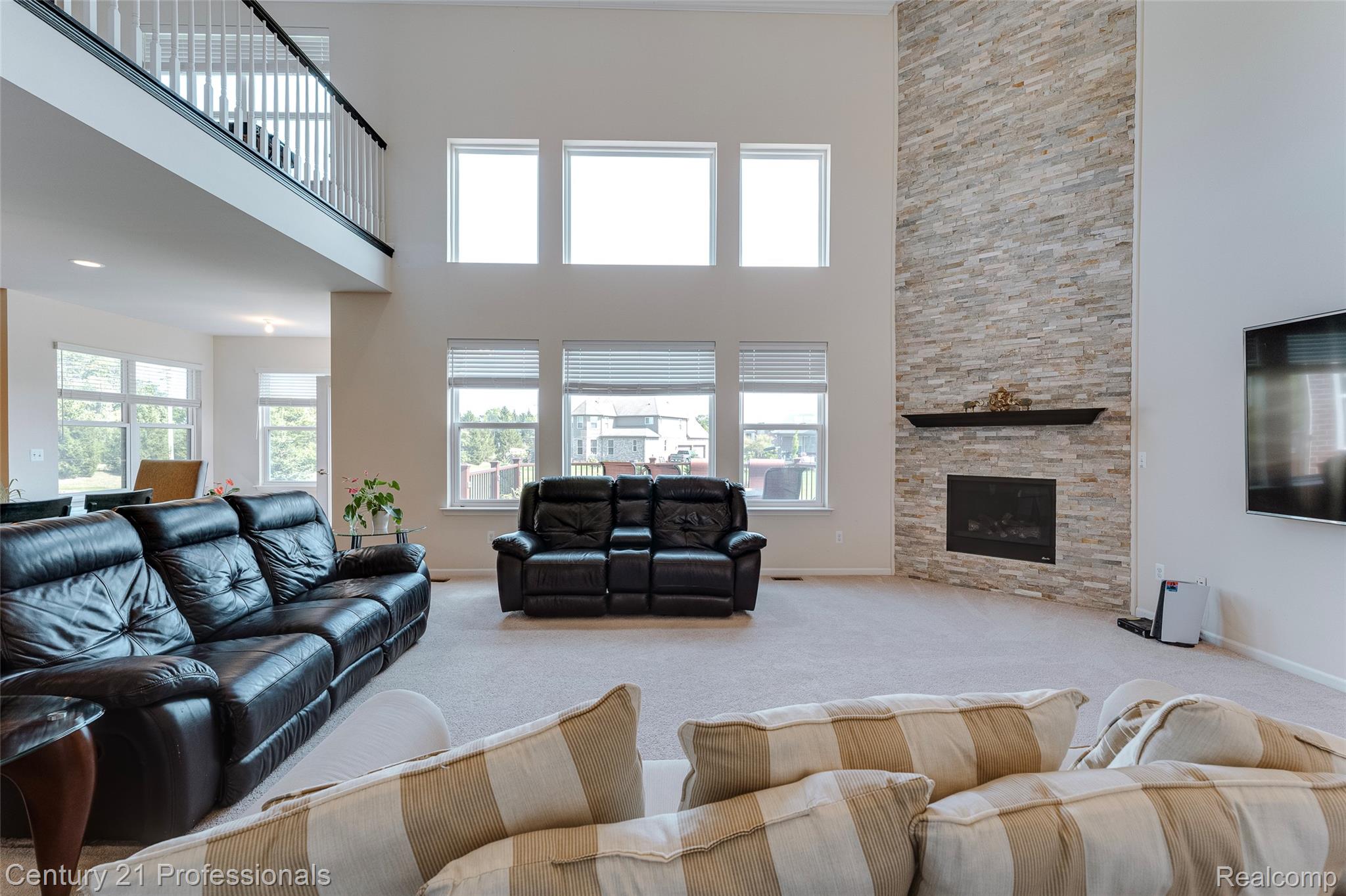 Canton, Michigan, 48187, United States, 5 Bedrooms Bedrooms, ,6 BathroomsBathrooms,Residential,For Sale,1908049