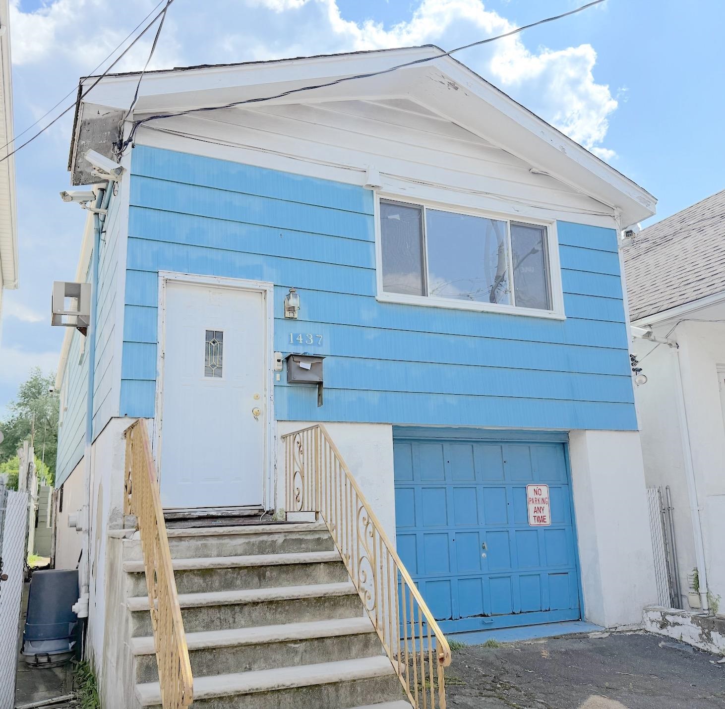 North Bergen, New Jersey, 07407, United States, 3 Bedrooms Bedrooms, ,1 BathroomBathrooms,Residential,For Sale,1876310