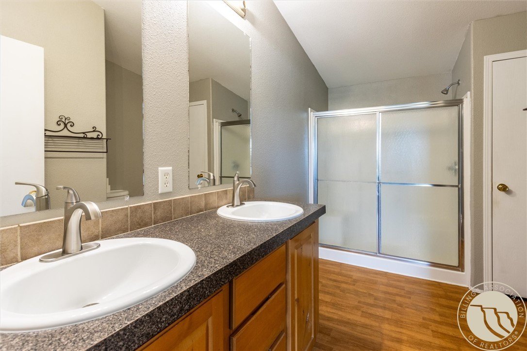 Ballantine, Montana, 59006, United States, 5 Bedrooms Bedrooms, ,3 BathroomsBathrooms,Residential,For Sale,1975576