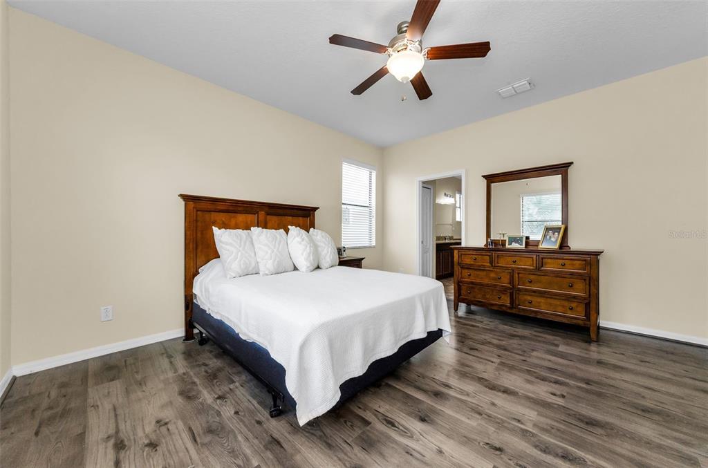 New Port Richey, Florida, 34655, United States, 4 Bedrooms Bedrooms, ,4 BathroomsBathrooms,Residential,For Sale,1954623