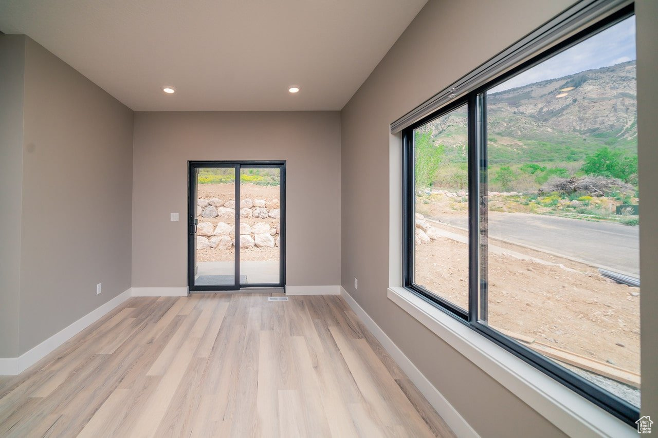 North Logan, Utah, 84341, United States, 4 Bedrooms Bedrooms, ,3 BathroomsBathrooms,Residential,For Sale,1861267