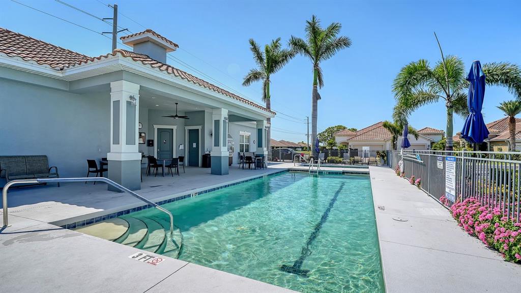 Bradenton, Florida, 34209, United States, 2 Bedrooms Bedrooms, ,2 BathroomsBathrooms,Residential,For Sale,1785001