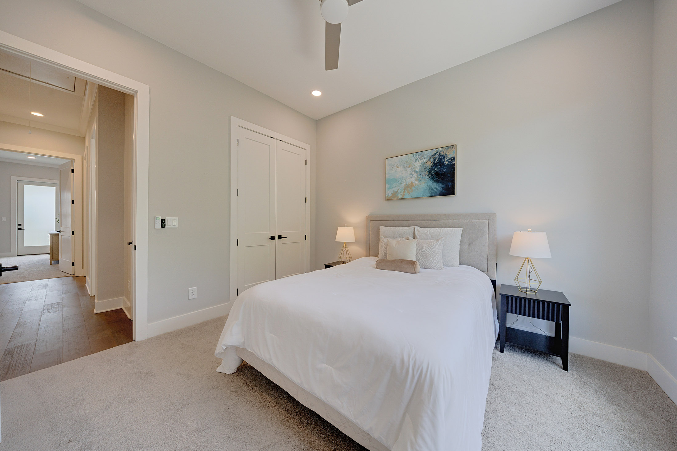  Sophisticated Design With Thoughtfully Curated Finishes - 物件實景