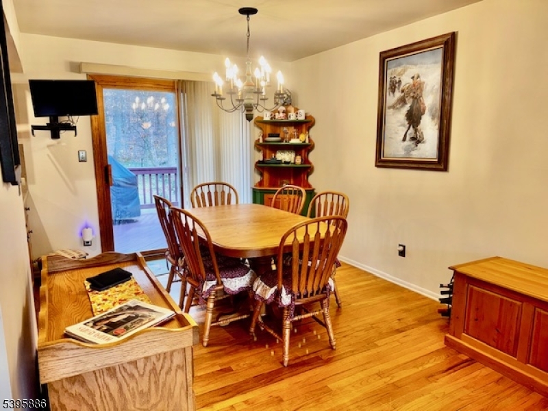 Mount Olive Twp., New Jersey, 07836, United States, 4 Bedrooms Bedrooms, ,2 BathroomsBathrooms,Residential,For Sale,1987785