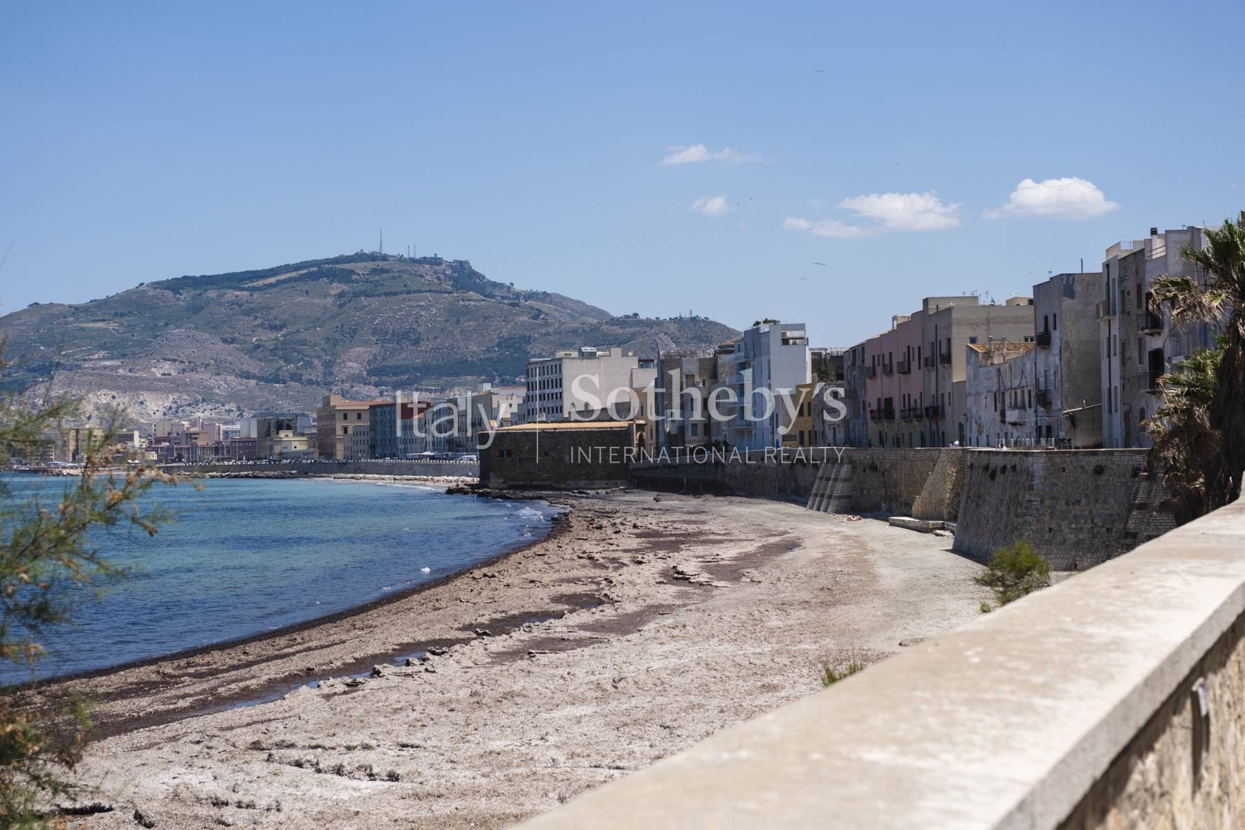  An elegant historic residence in the heart of Trapani - 物件實景