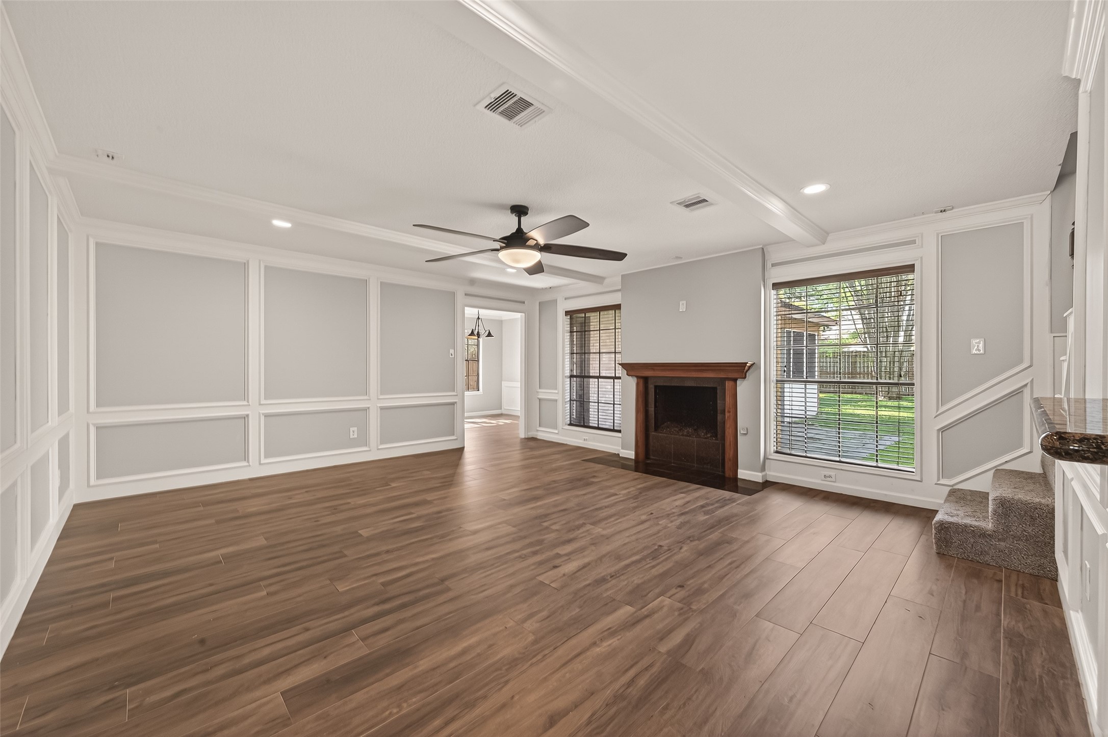  5323 Mulberry Grove Drive - 物件實景