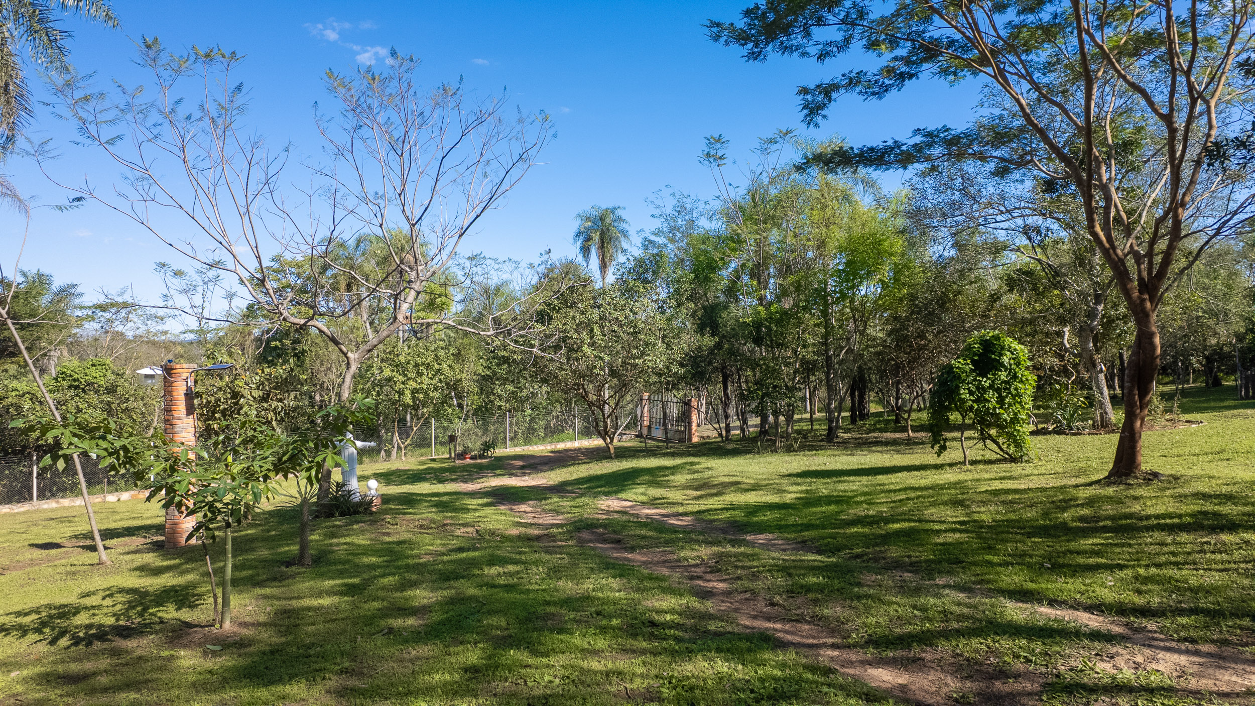 Country Estate for Sale in Caacupé, Paraguay  Country Residence - 物件實景