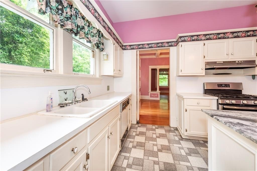 Tate, Georgia, 30177, United States, 3 Bedrooms Bedrooms, ,3 BathroomsBathrooms,Residential,For Sale,1854179