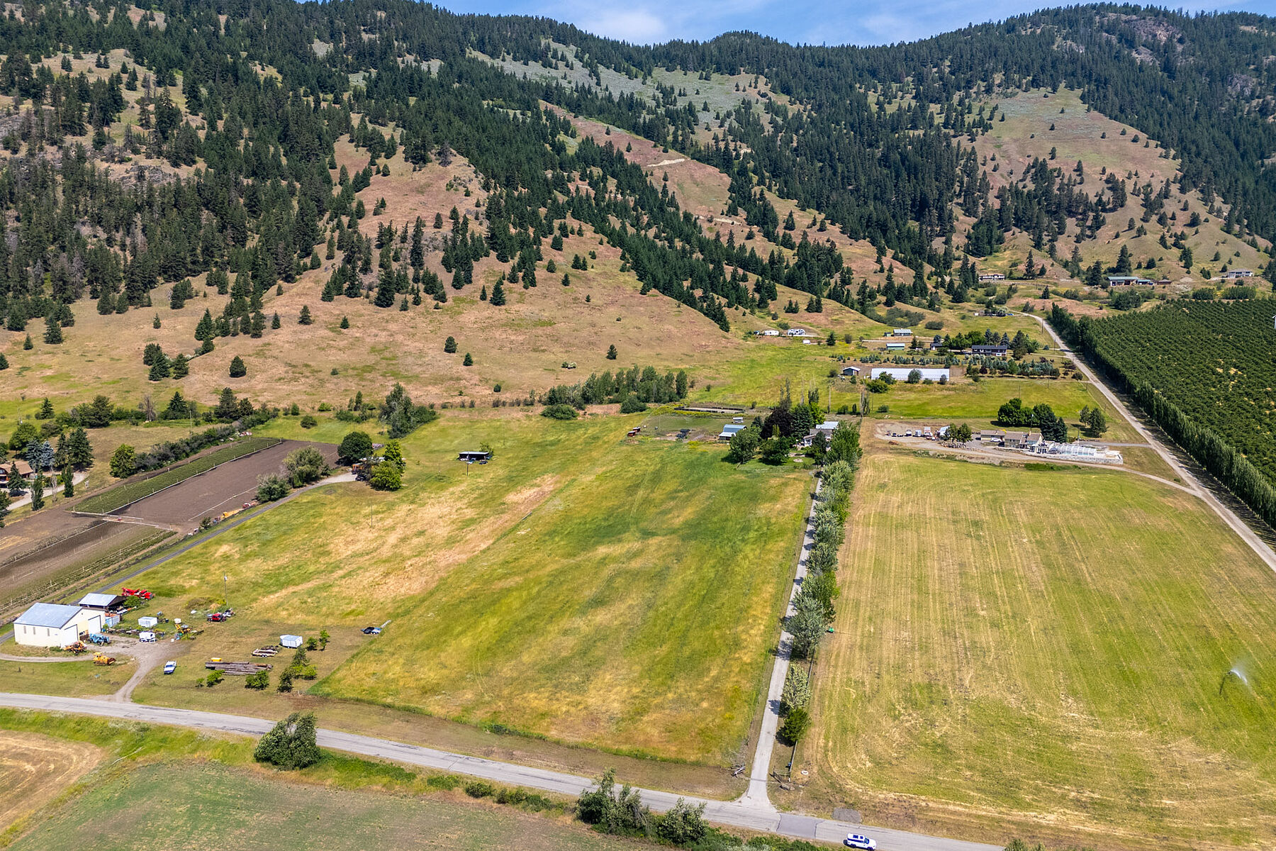  Ten Acres in Coldstream - 物件實景