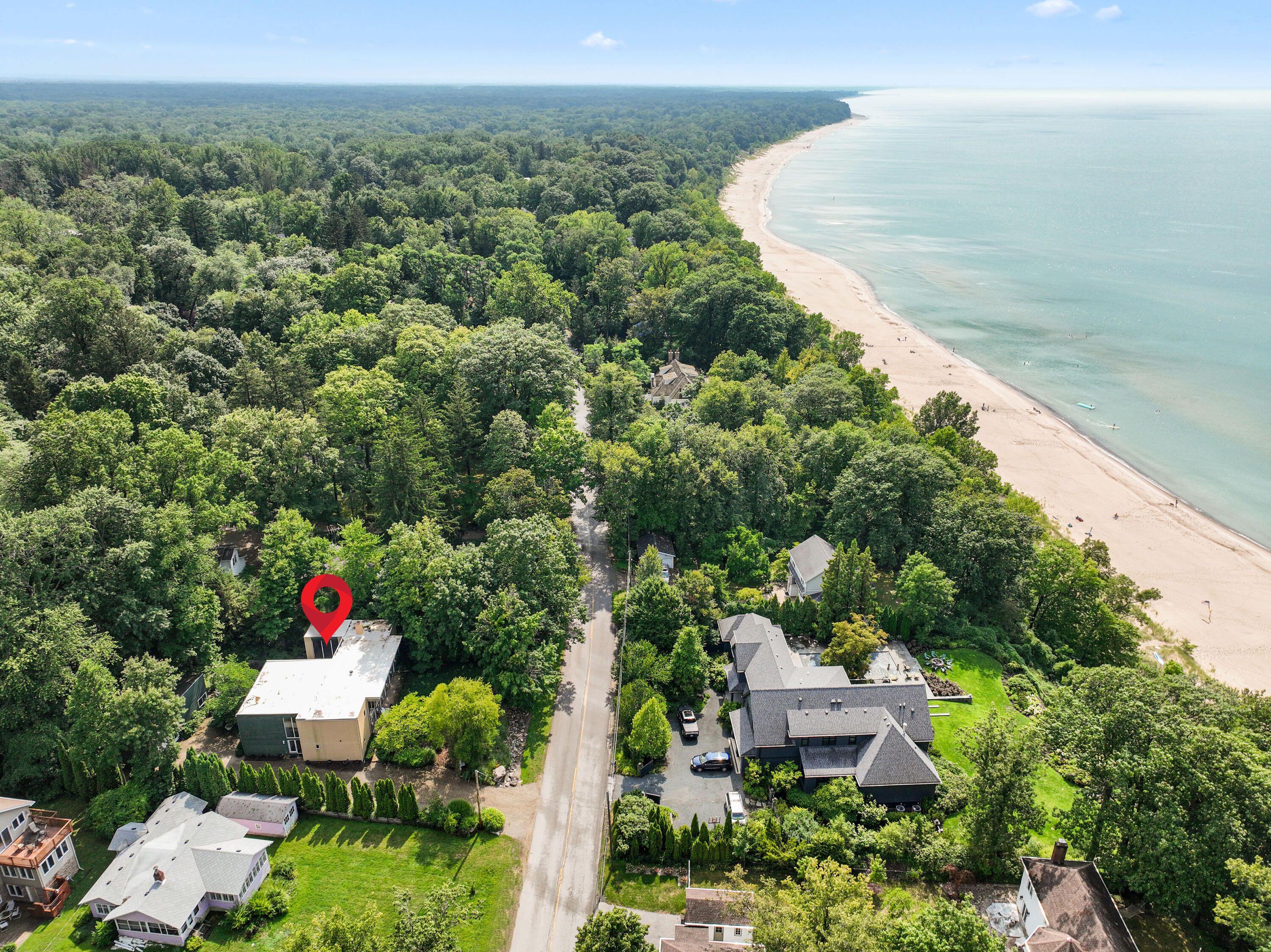 Lakeside, Michigan, 49116, United States, 3 Bedrooms Bedrooms, ,3 BathroomsBathrooms,Residential,For Sale,1926204