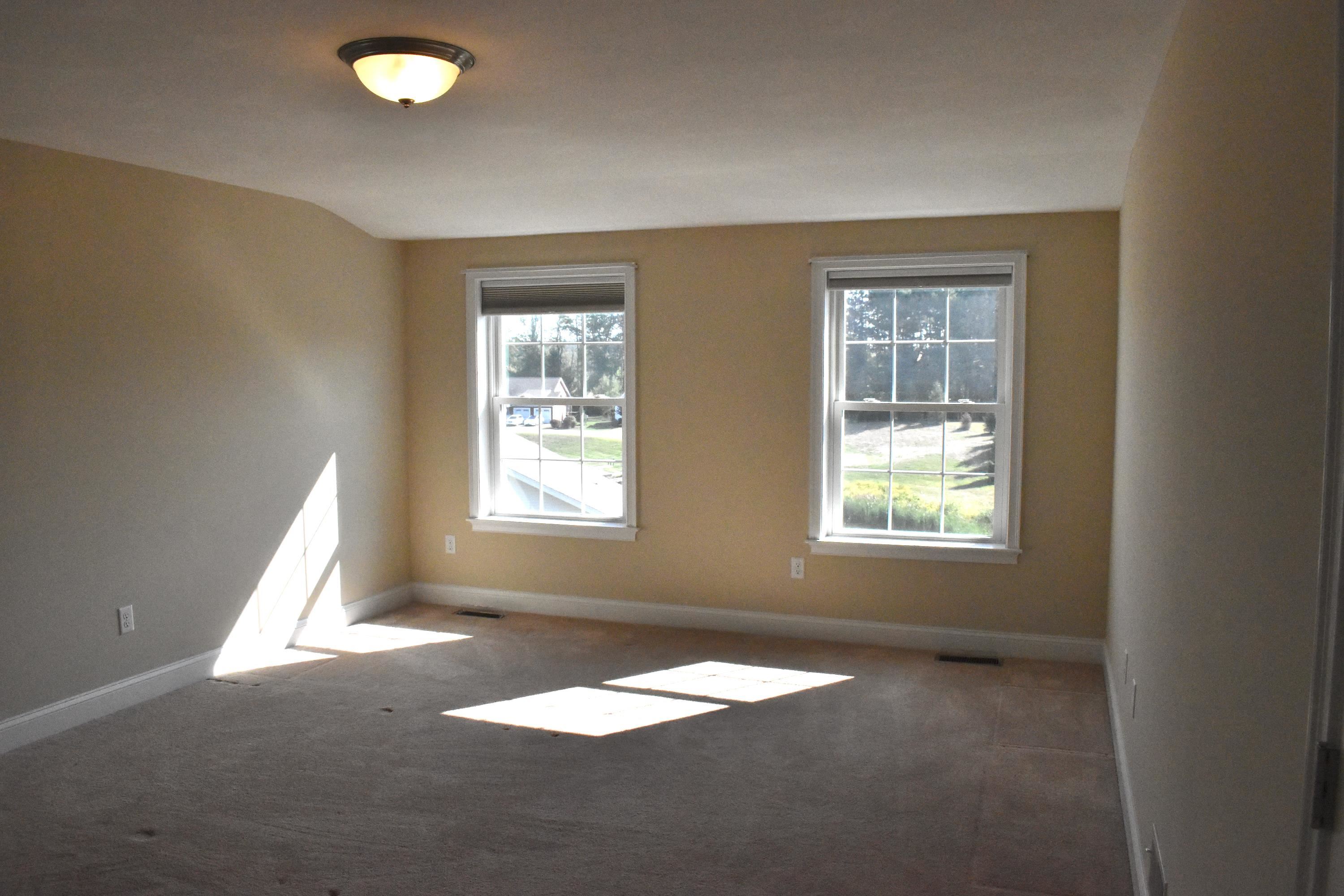 Brentwood, New Hampshire, 03833, United States, 2 Bedrooms Bedrooms, ,2 BathroomsBathrooms,Residential,For Sale,1905926
