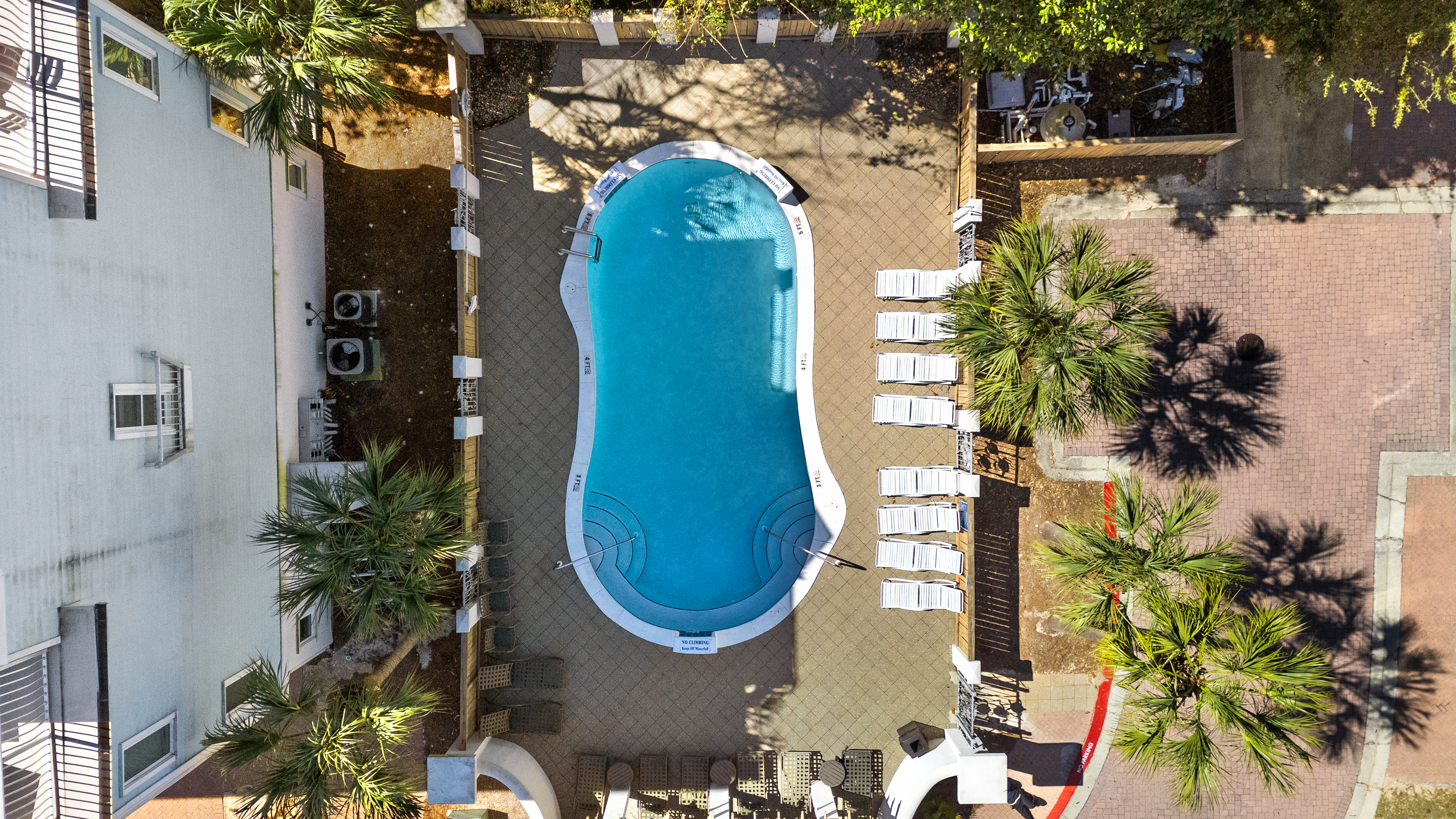  Remodeled End-Unit Townhome With gulf Views And Rooftop Retreat - 物件實景