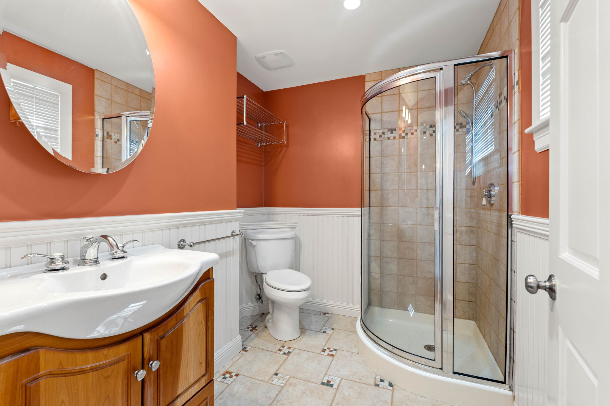  26 Karolyn Circle, Nahant, MA, 01908 - 物件實景