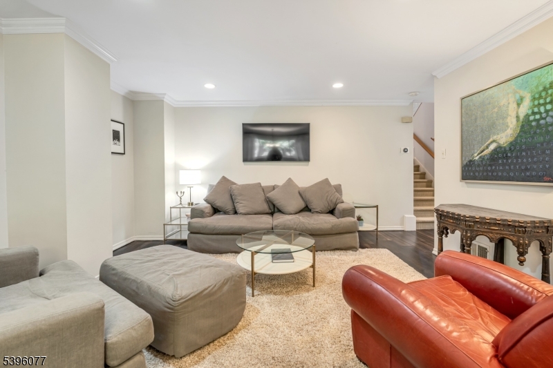 Washington Twp., New Jersey, 07676, United States, 3 Bedrooms Bedrooms, ,3 BathroomsBathrooms,Residential,For Sale,1989067