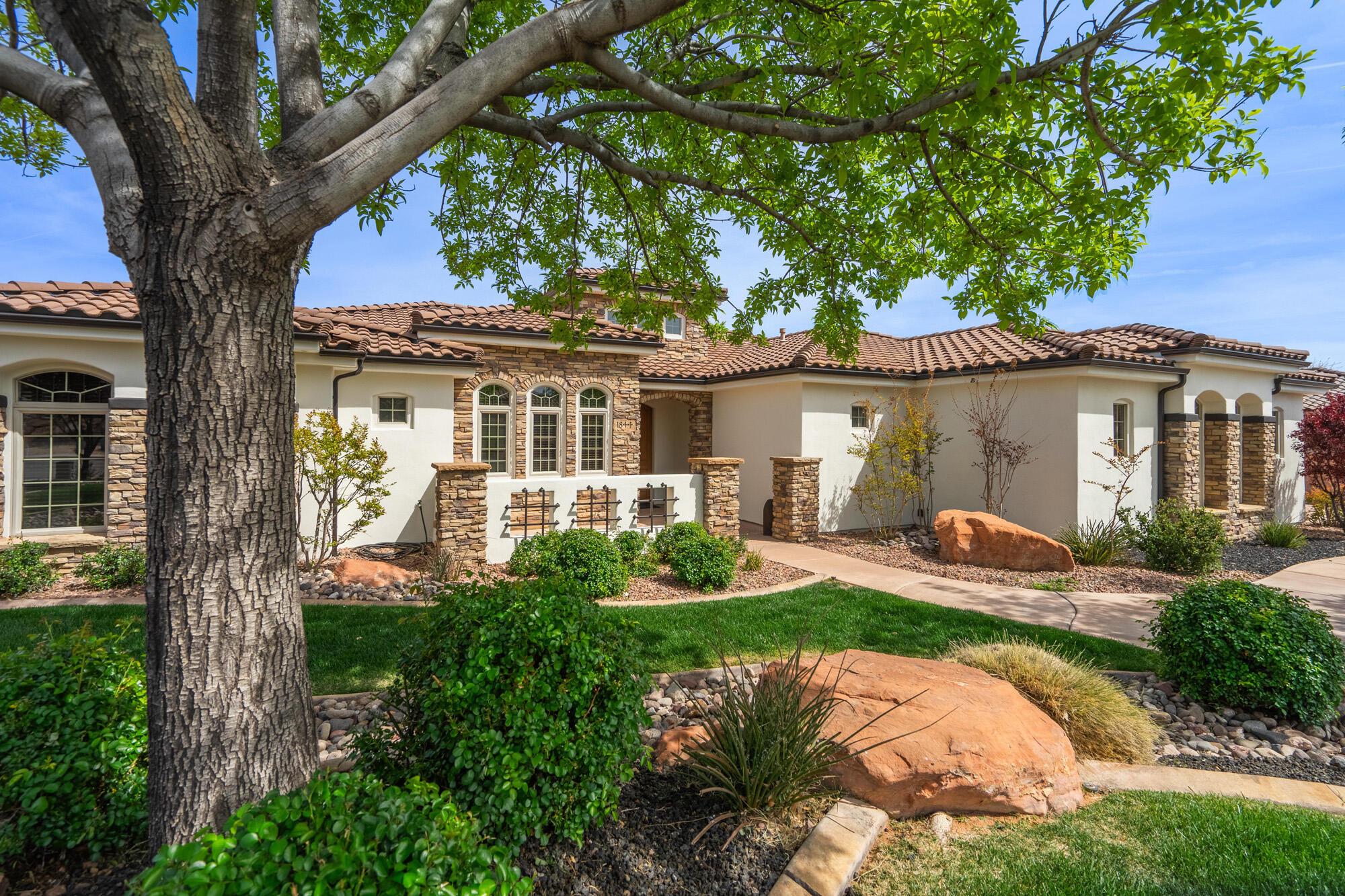 Washington, Utah, 84780, United States, 4 Bedrooms Bedrooms, ,2 BathroomsBathrooms,Residential,For Sale,2009720