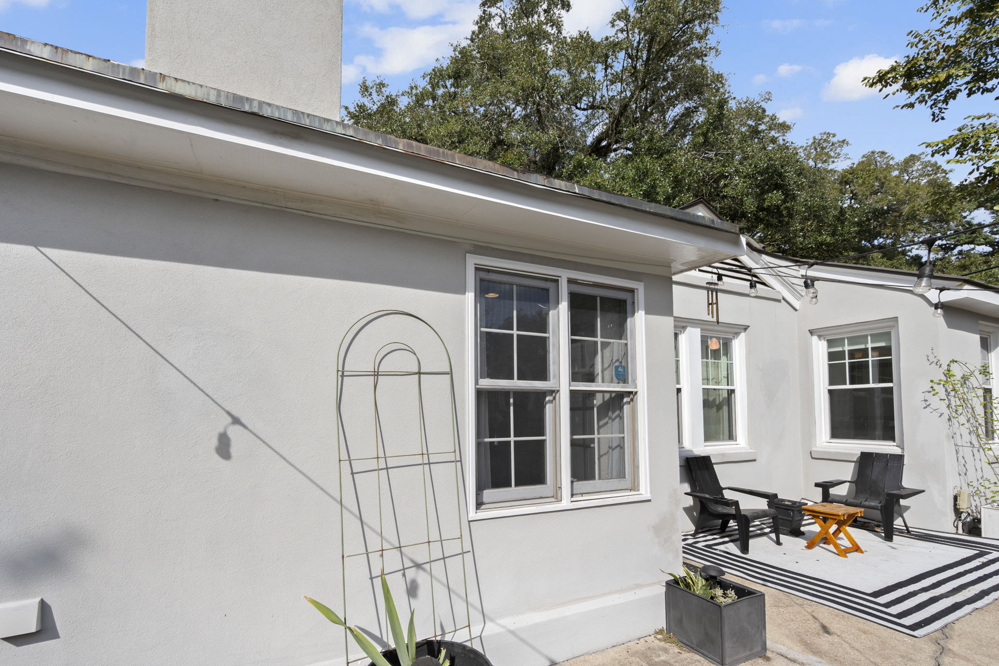 Baton Rouge, Louisiana, 70808, United States, 4 Bedrooms Bedrooms, ,3 BathroomsBathrooms,Residential,For Sale,2000446