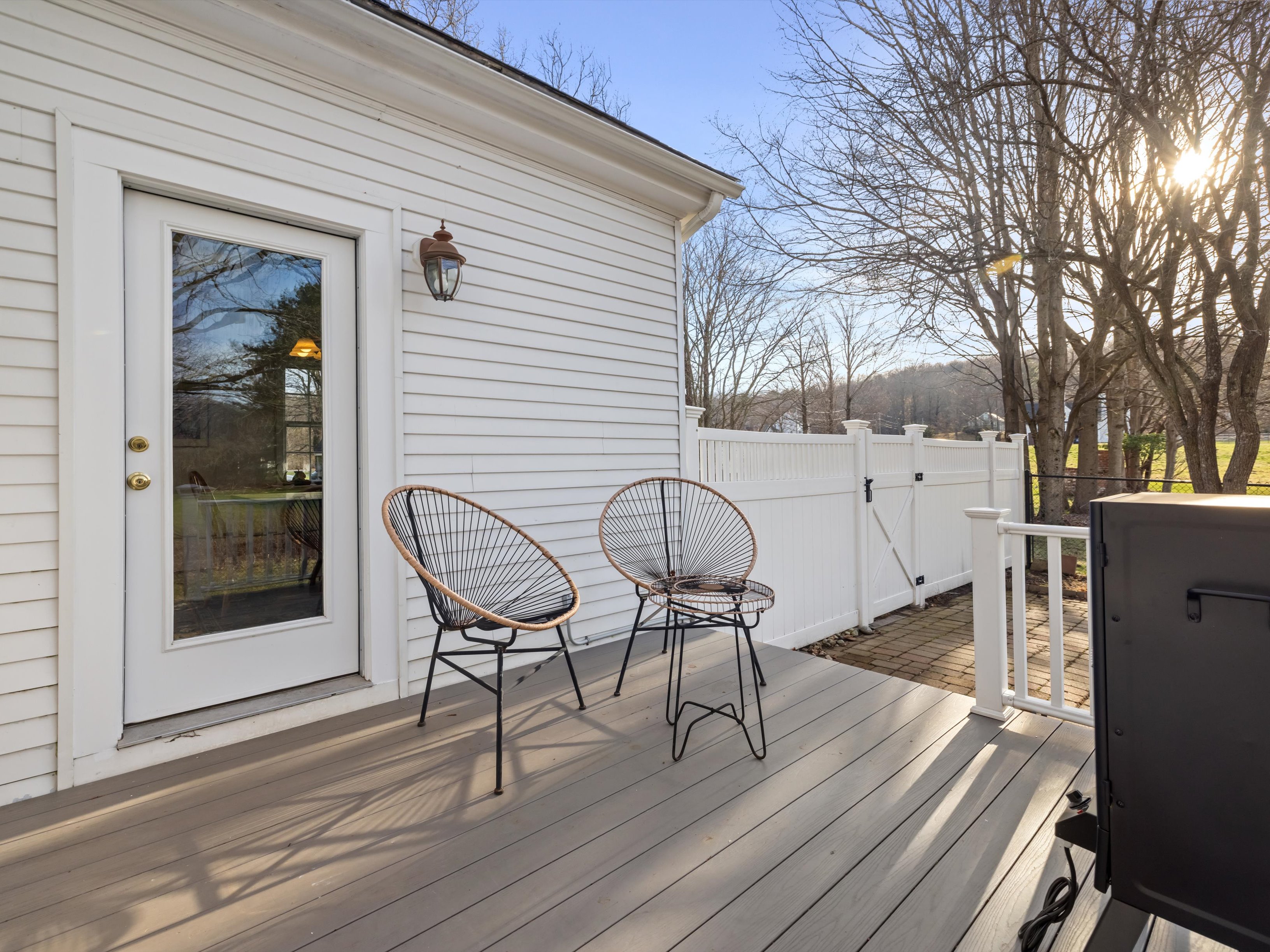 Antique Farmhouse with beautiful wrap-around porch - 物件實景