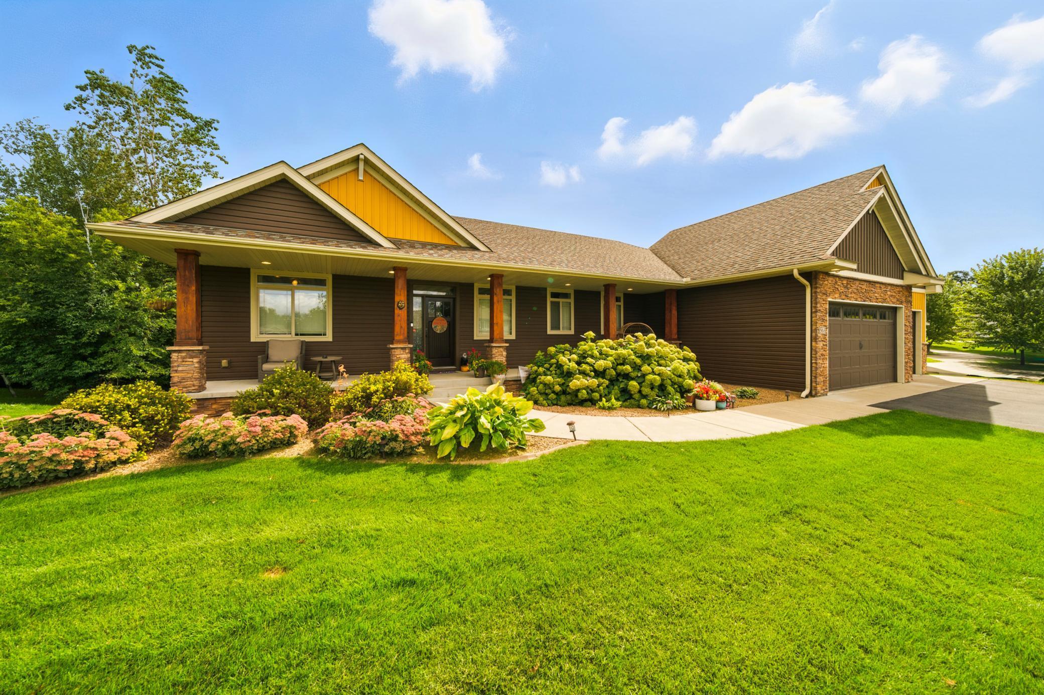 Cambridge, Minnesota, 55008, United States, 4 Bedrooms Bedrooms, ,1 BathroomBathrooms,Residential,For Sale,1963119