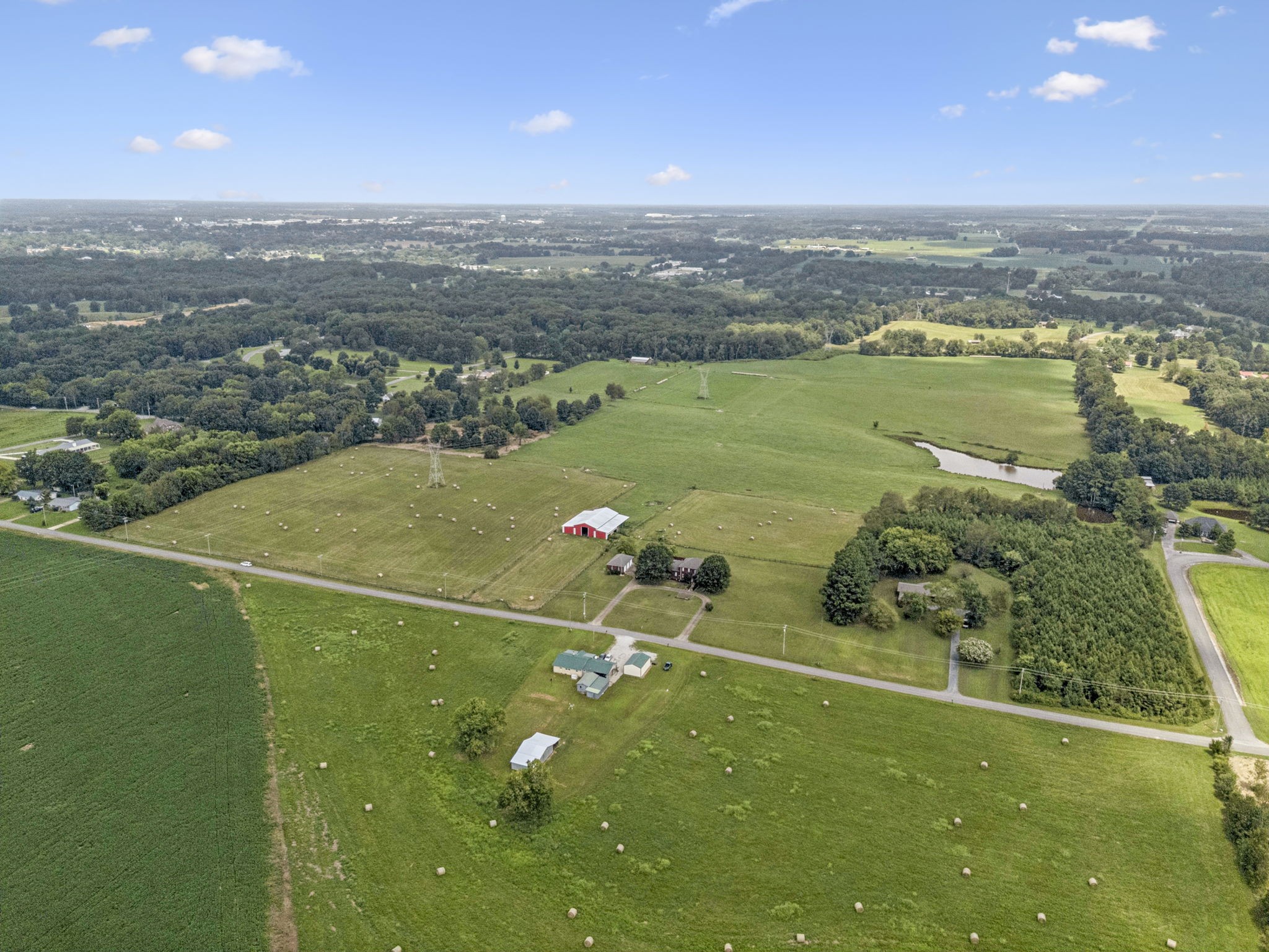 Lawrenceburg, Tennessee, 38464, United States, 5 Bedrooms Bedrooms, ,4 BathroomsBathrooms,Residential,For Sale,1967906