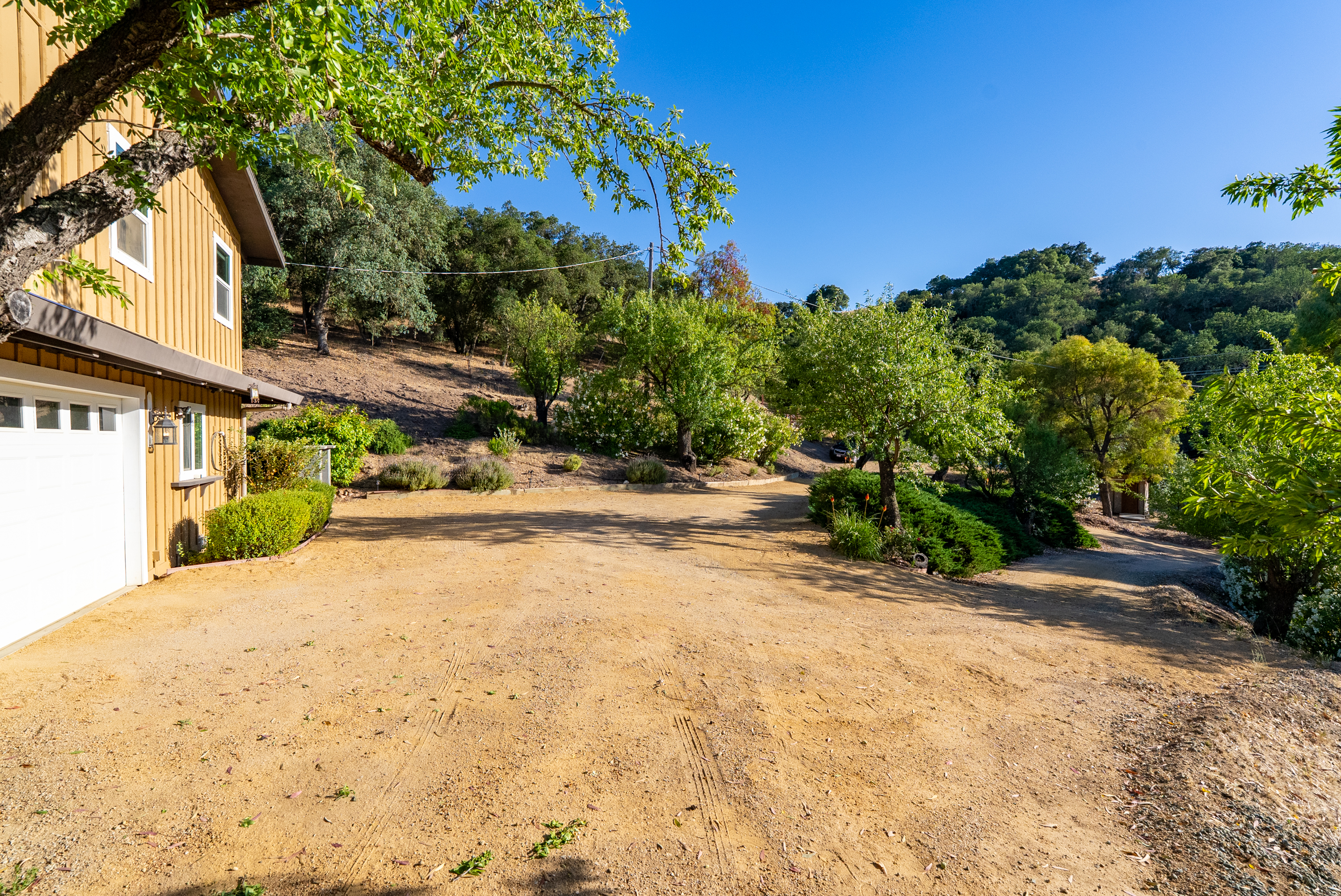  1745 Adelaida Road - 物件實景