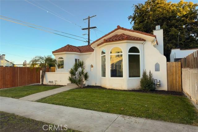 Los Angeles, California, 90018, United States, 3 Bedrooms Bedrooms, ,2 BathroomsBathrooms,Residential,For Sale,1986110